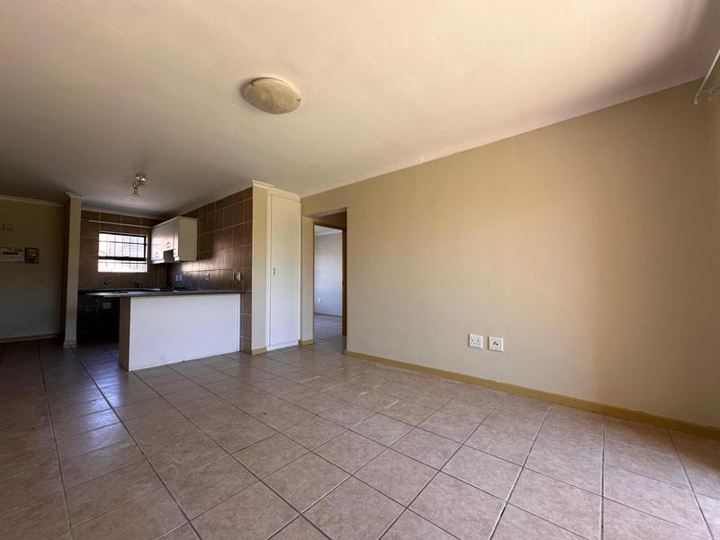 To Let 2 Bedroom Property for Rent in Gordons Bay Western Cape